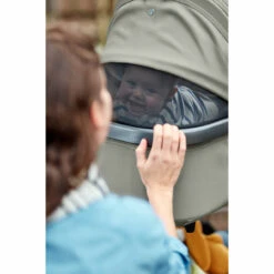 Joolz Geo3 Cloud T Travel System - Pure Grey -Joolz joolz geo3 lifestyle 03 89575.1708426474