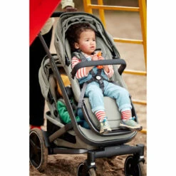 Joolz Geo3 Cloud T Travel System - Sage Green -Joolz joolz geo3 lifestyle 4 12206.1708426510