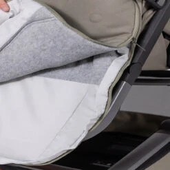 Joolz Universal Footmuff - Sage Green -Joolz joolz universal footmuff sage green 5 19726.1707824382